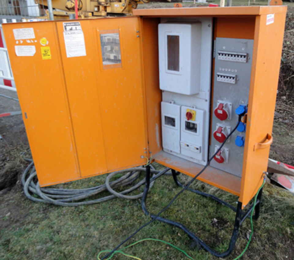 Baustromkasten bei Elektro Benischke in Runkel
